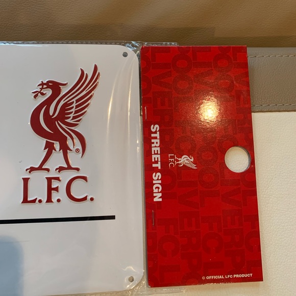 Liverpool LFC bundle - Picture 8 of 15